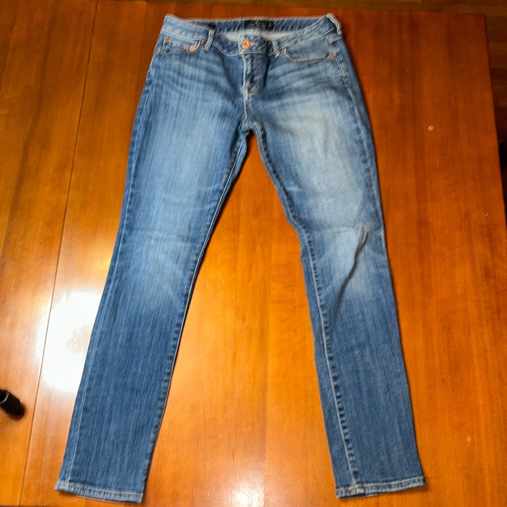 LUCKY BRAND LOLOTA SKINNY JEANS, size 8 (29) blue denim excellent condition